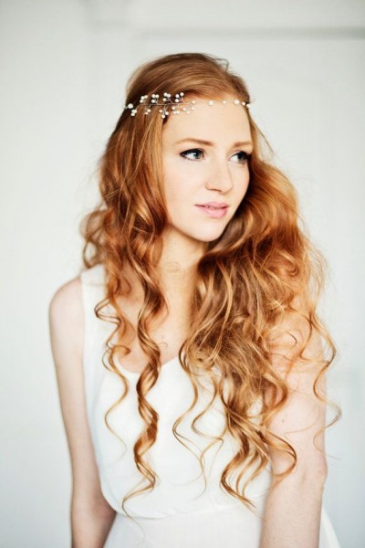 idée coiffure mariage headband couronne perlée 2