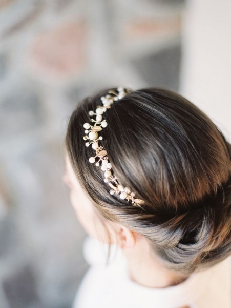 idée coiffure mariage headband couronne perlée 6