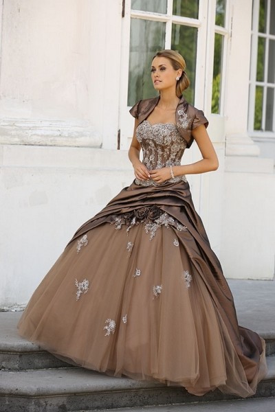 robe de mariée couture taupe chocolat ivoire ladybird