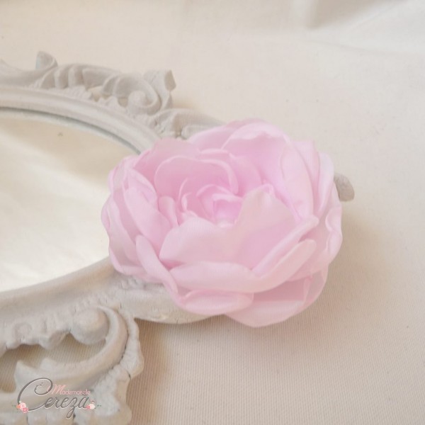 bijou de tête mariage fleur pivoine rose pâle cereza 1