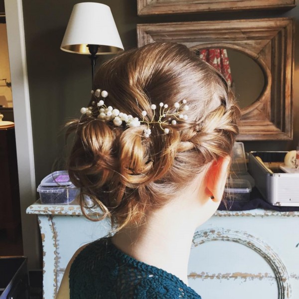 idée coiffure mariée chignon tressé bijou de tete