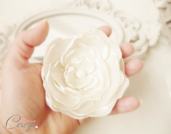 mariage ivoire et beige esprit bohème bijou de coiffure fleur ivoire original accessoires mademoiselle cereza (11)