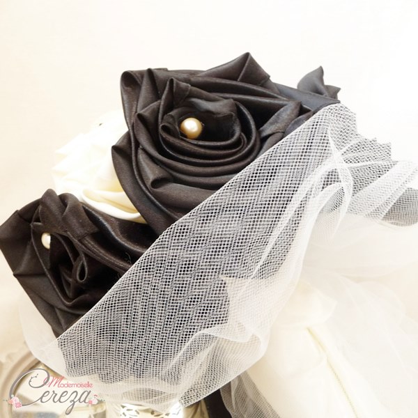 mariage thème musique ivoire noir bouquet mariee original partition tissu