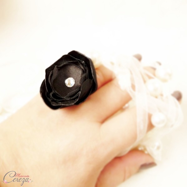 cadeau témoin de mariage noir élégant bague bijou personnalisable cristal swarovski