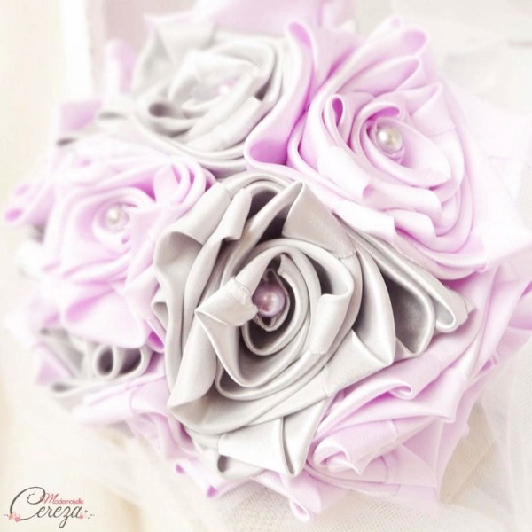 déocration de mariage mauve gris blanc bouquet mariée en tissu