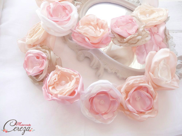 headbands mariages bohèmes fleurs rose nude poudré cortège enfant