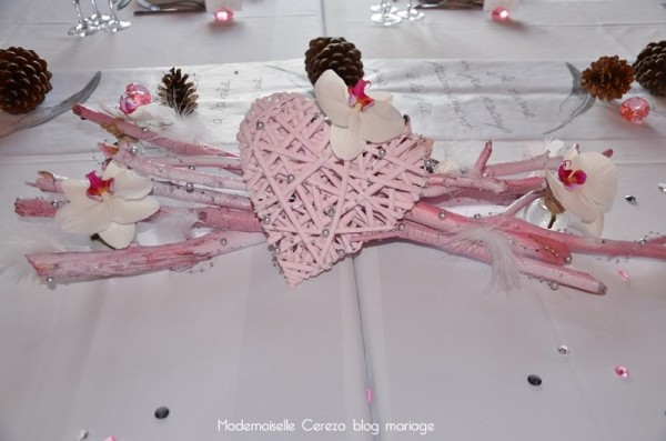 idee deco mariage retro romantique rose gris blanc centre table Melle Cereza blog mariage