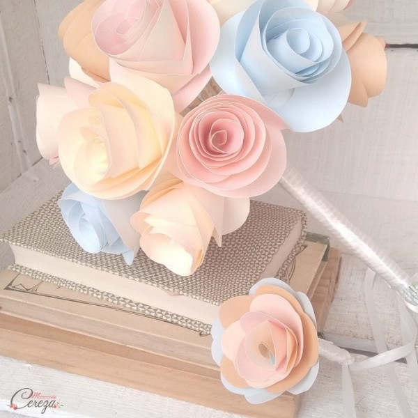 bouquet de mariée papier pastel bleu ciel ivoire rose poudre
